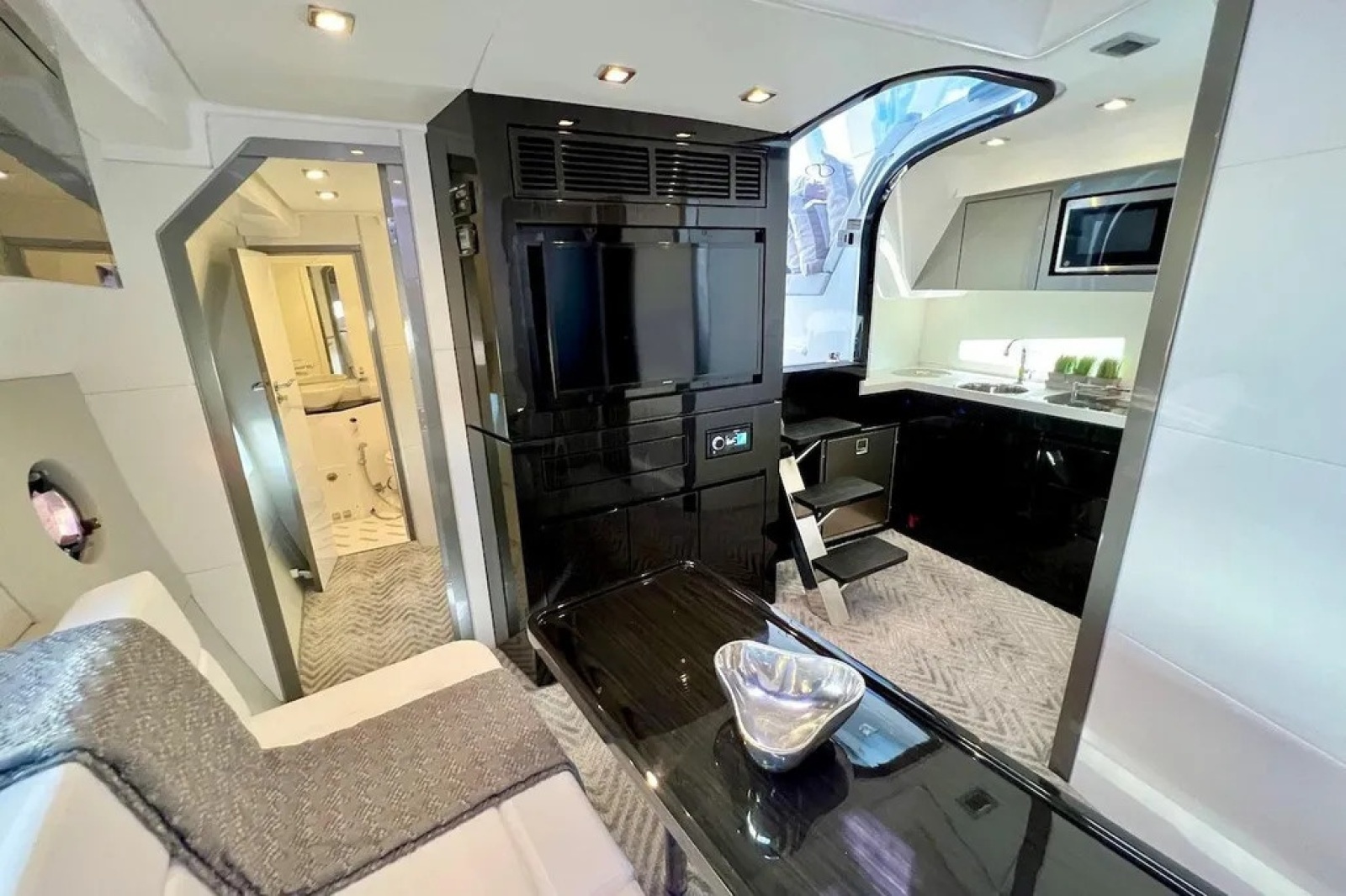 40ft Schaefer Yacht For Sale