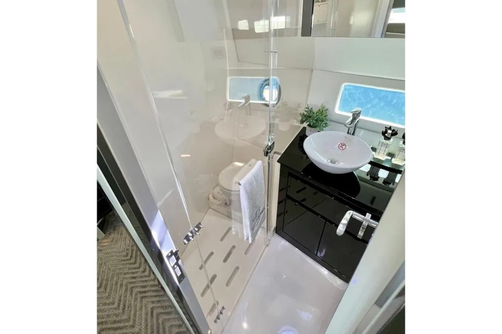 40ft Schaefer Yacht For Sale