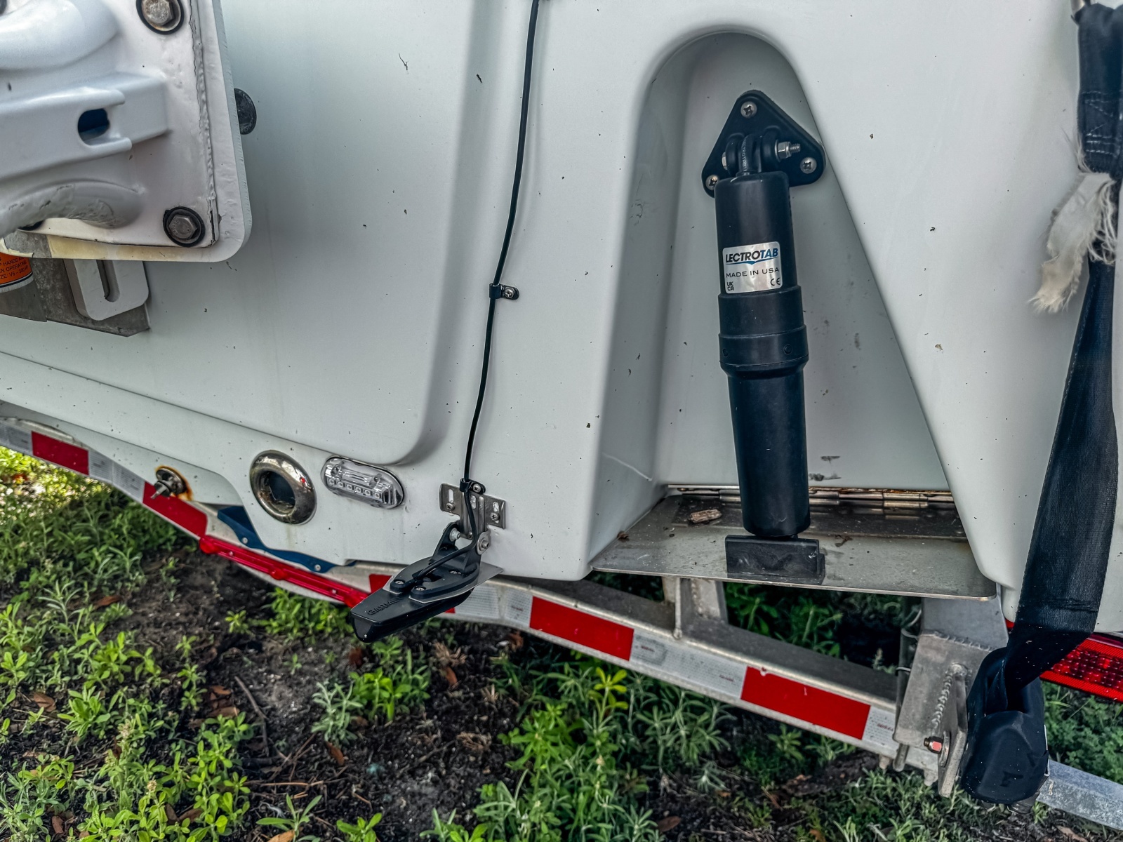 2014 Sportsman Masters 247 Bay Boat