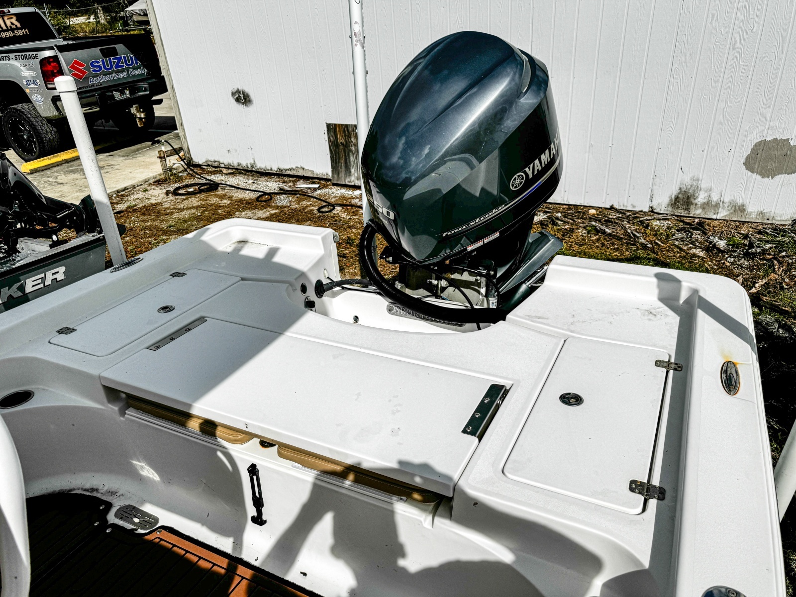 2014 Sportsman Masters 247 Bay Boat