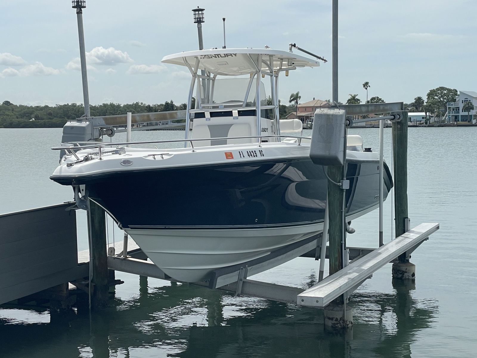 2008 Century 2901 CC