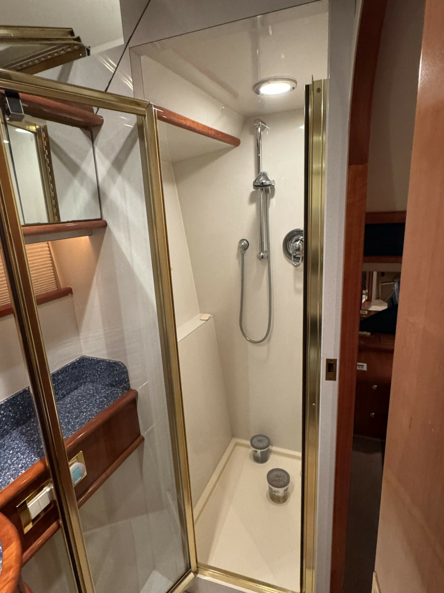 56' 2001 Neptunus 56 Express