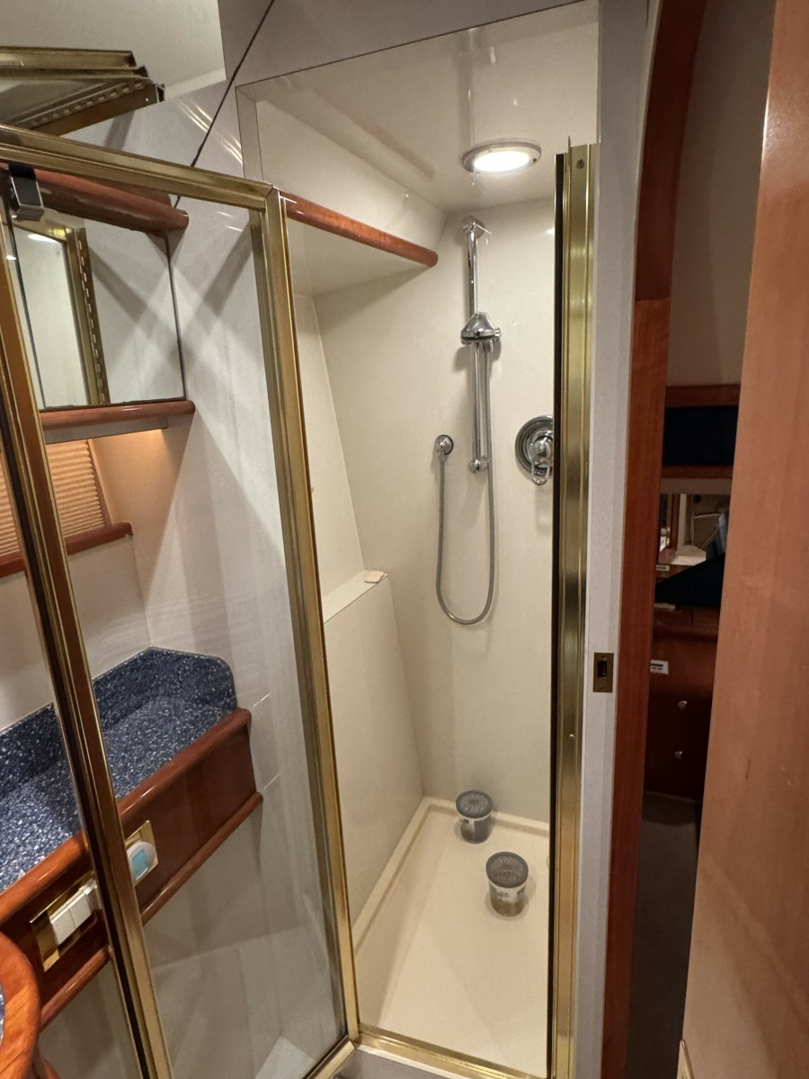 2001 Neptunus 56 Express