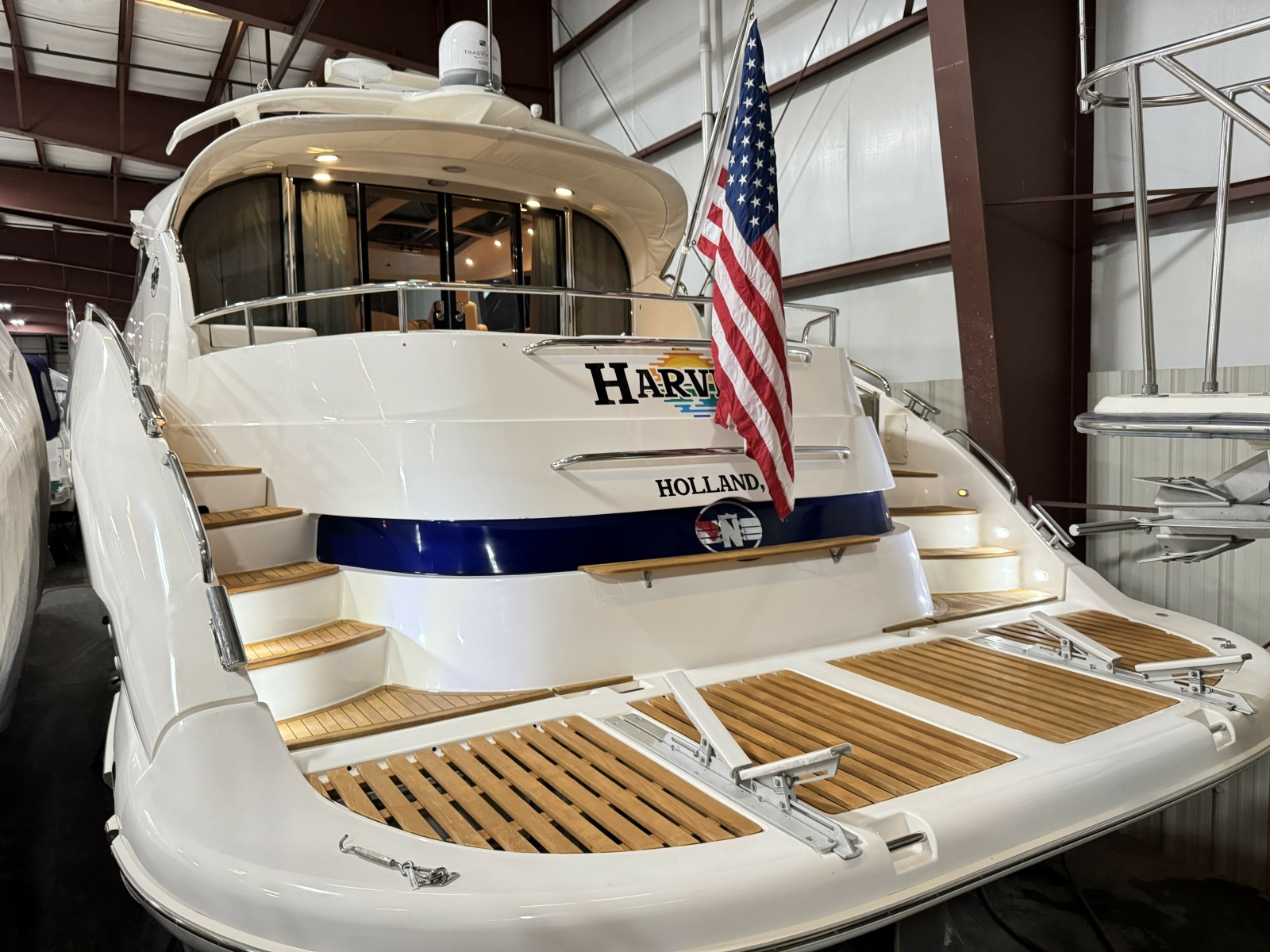 56' 2001 Neptunus 56 Express