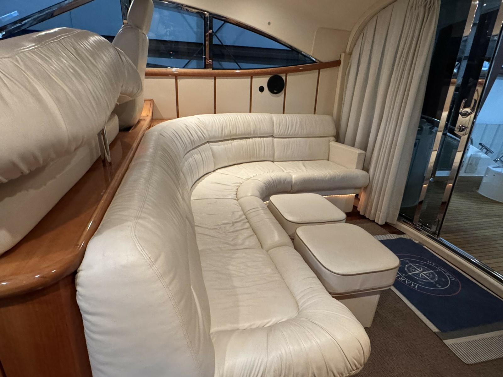 56' 2001 Neptunus 56 Express