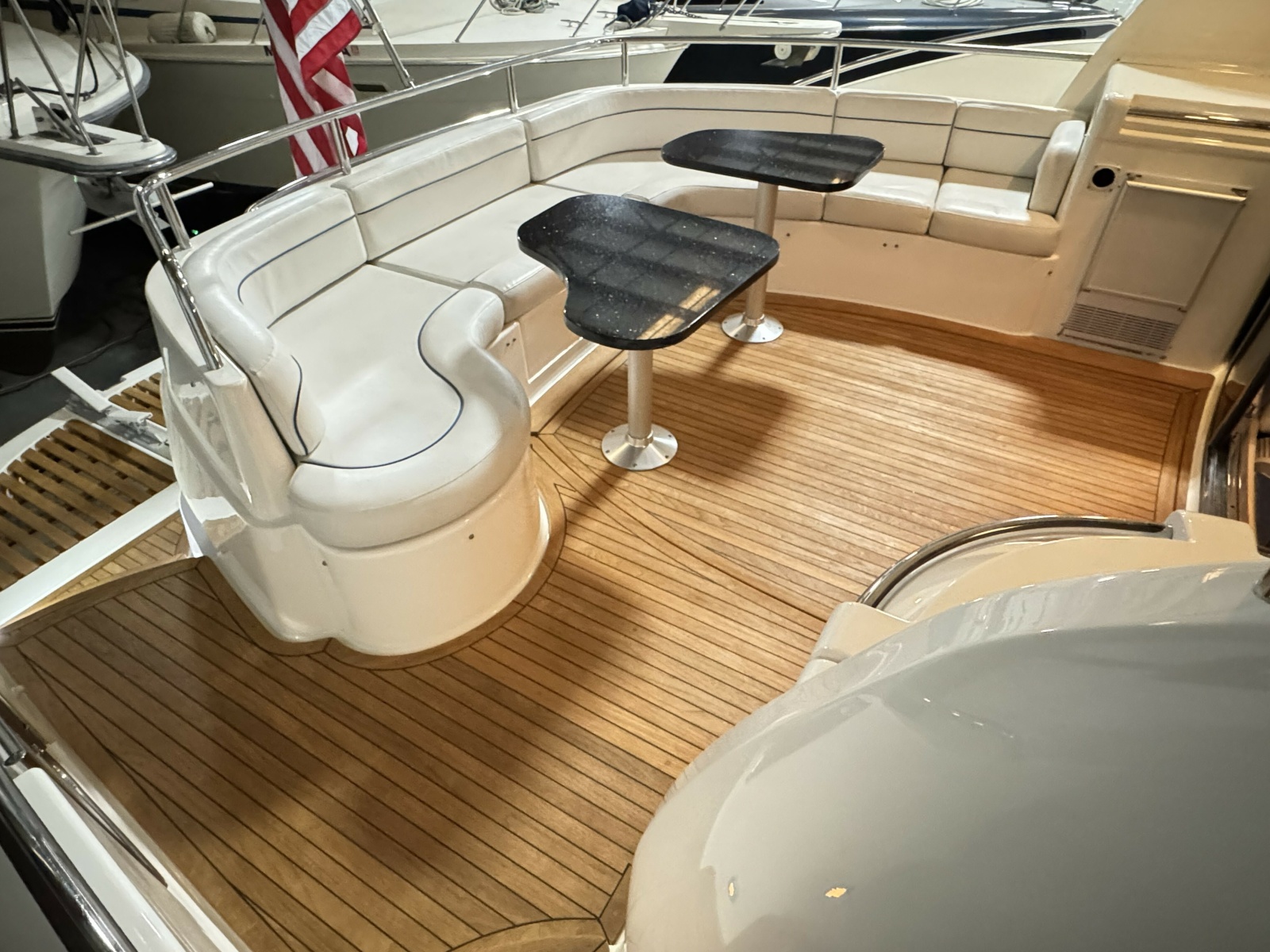 56' 2001 Neptunus 56 Express