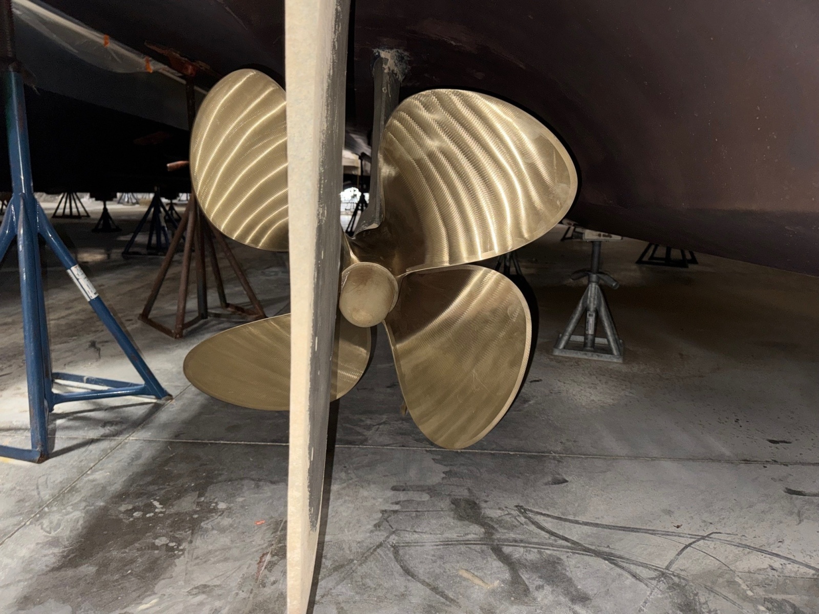 2001 Neptunus 56 Express