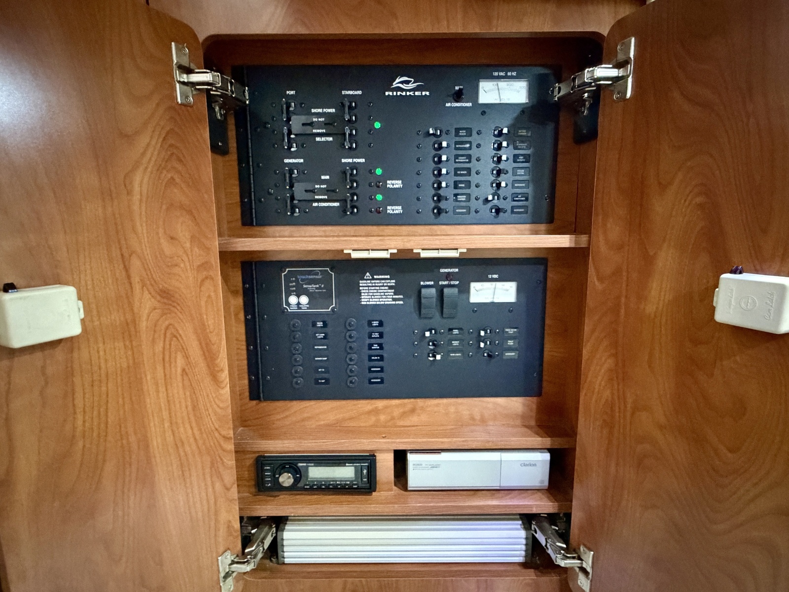 35ft Rinker Yacht For Sale