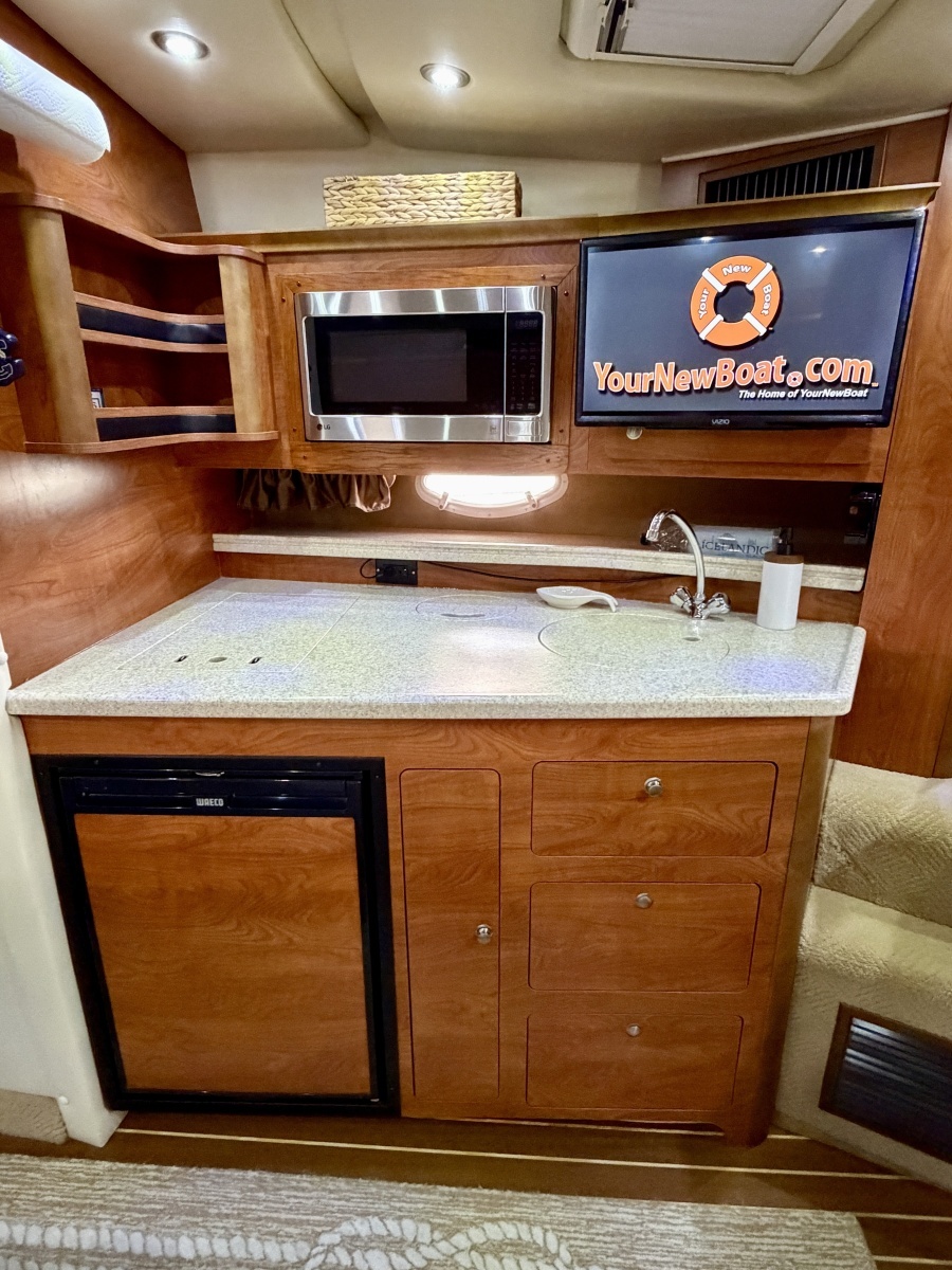 35ft Rinker Yacht For Sale