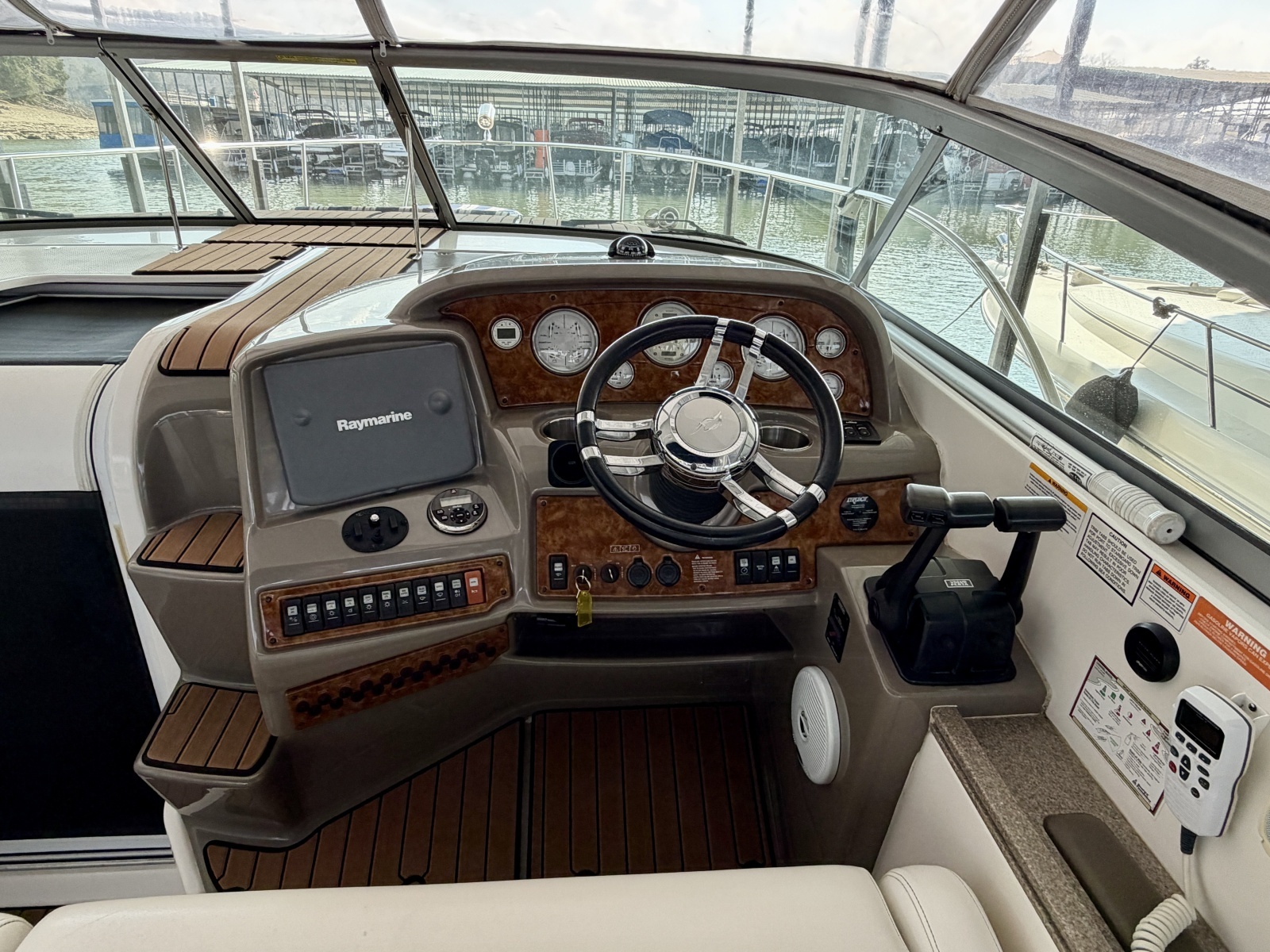 35ft Rinker Yacht For Sale
