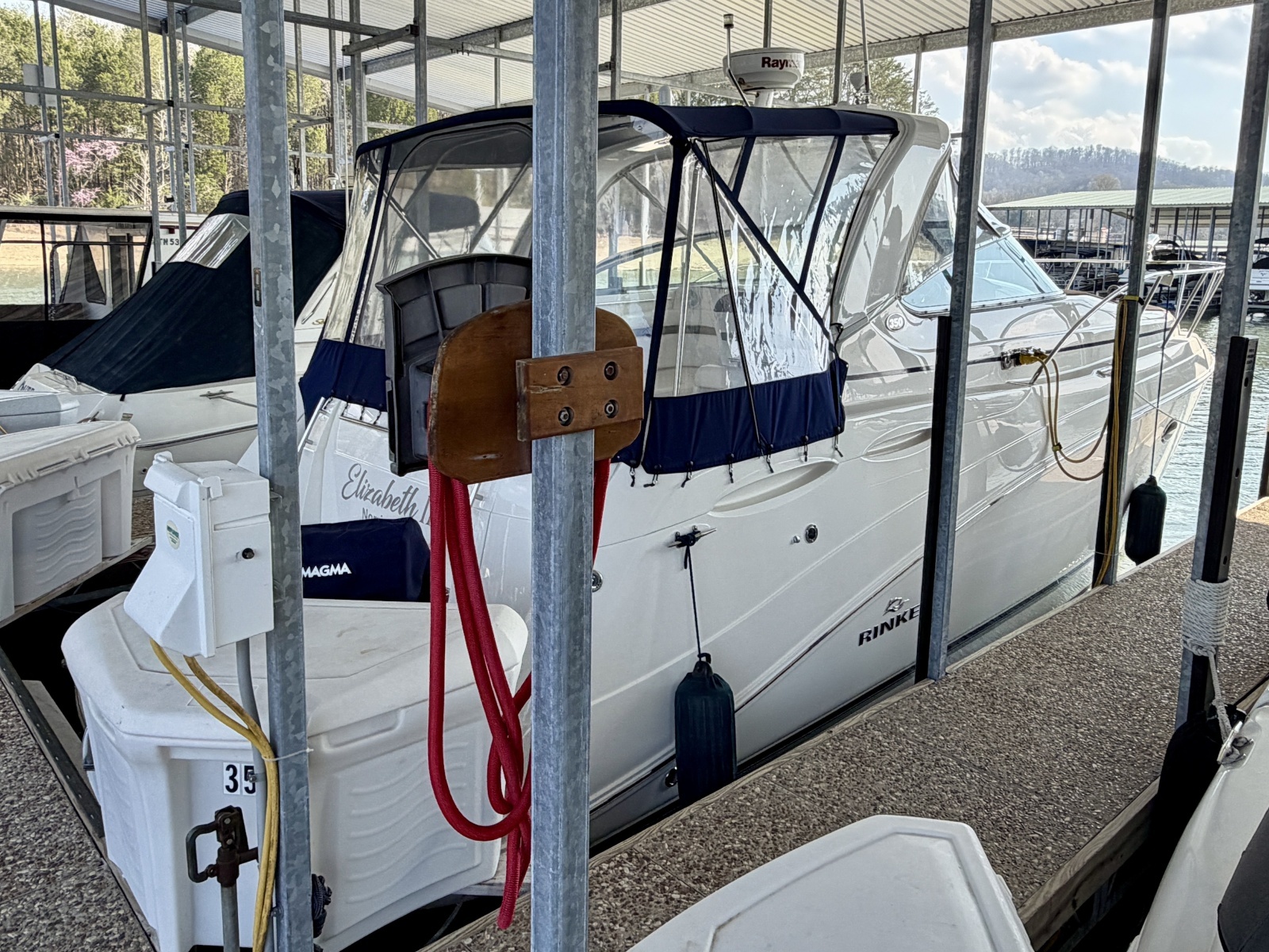 35ft Rinker Yacht For Sale