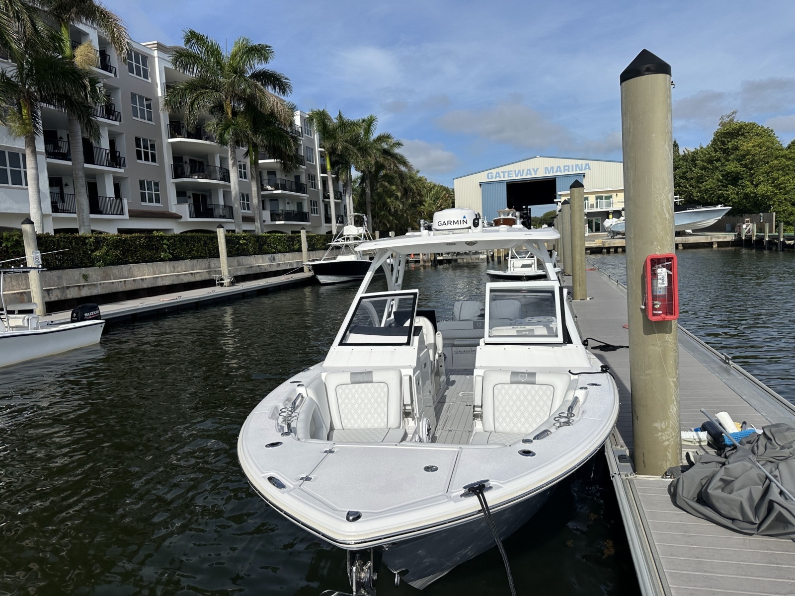2025 Sea Fox 288 Traveler