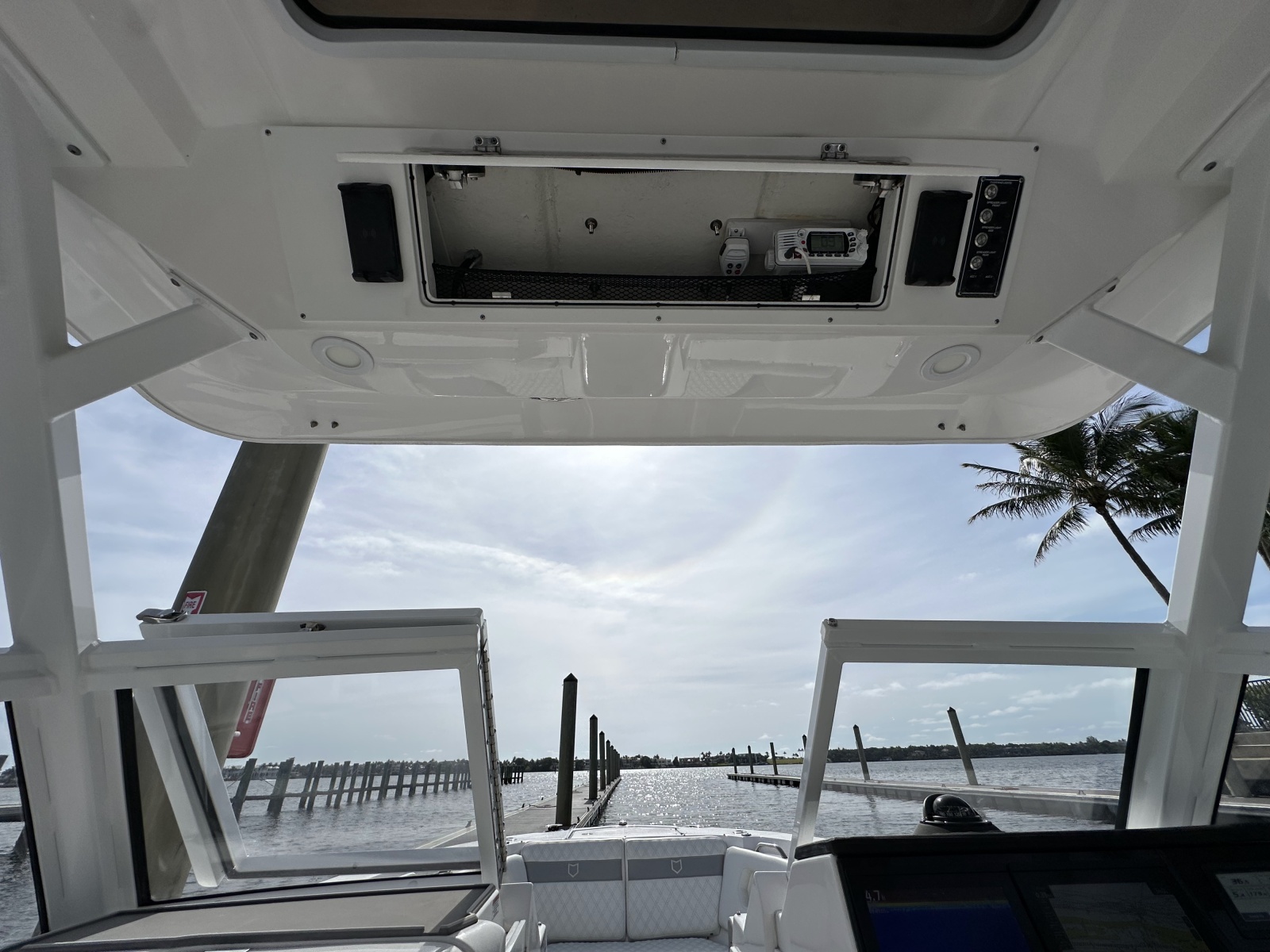 2025 Sea Fox 288 Traveler