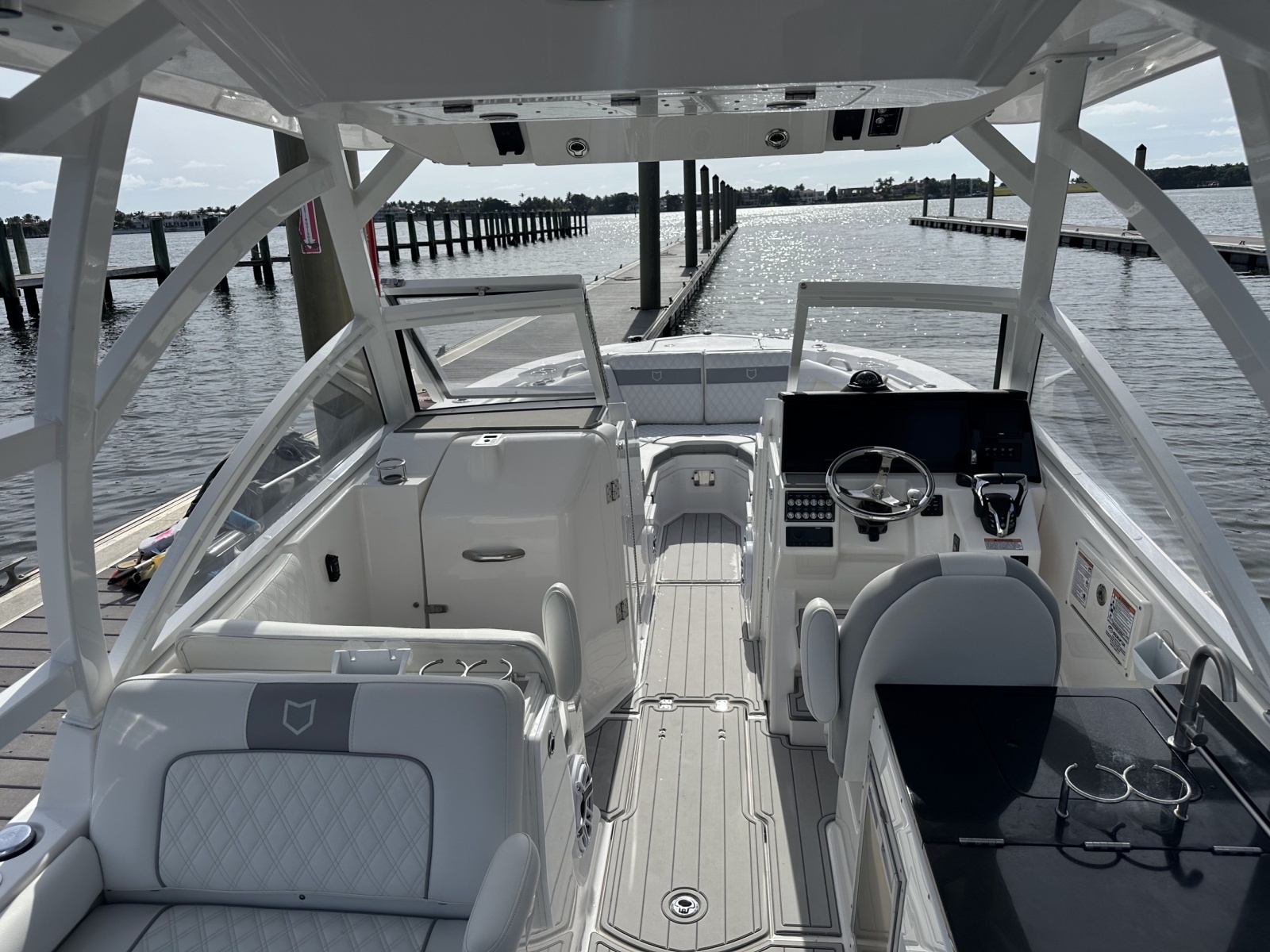 2025 Sea Fox 288 Traveler