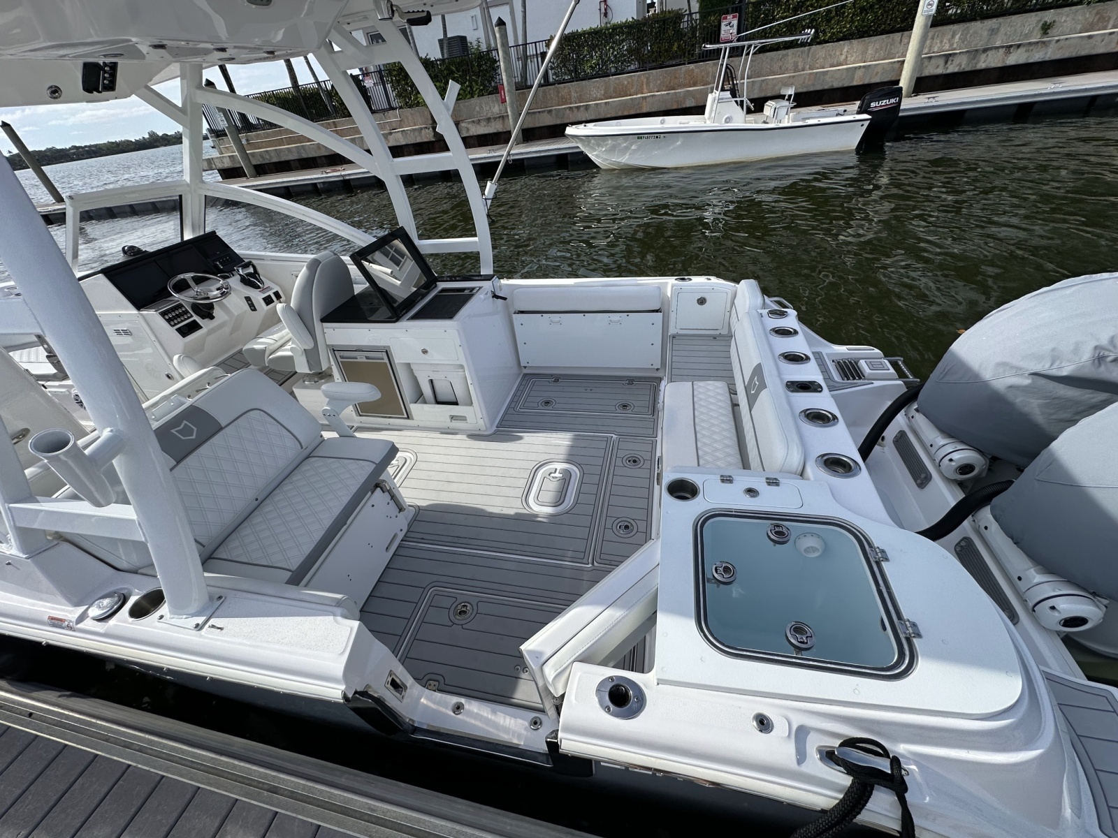 2025 Sea Fox 288 Traveler