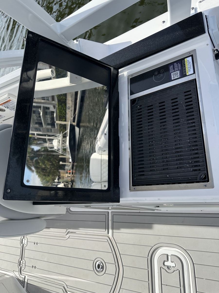 2025 Sea Fox 288 Traveler