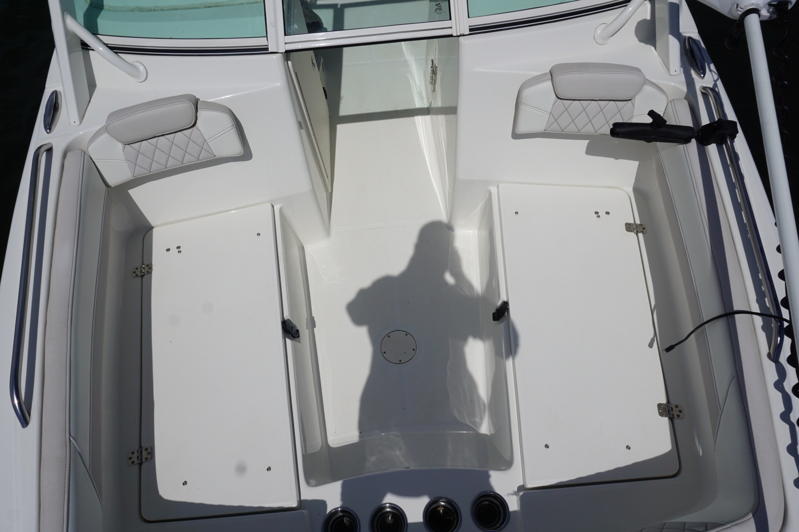 23' 2024 World Cat 230 DC