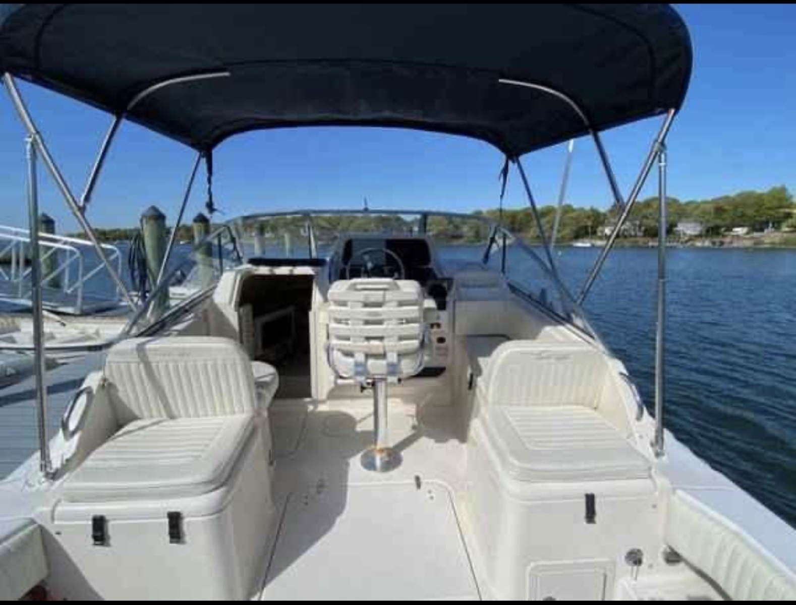 26ft Grady White Yacht For Sale