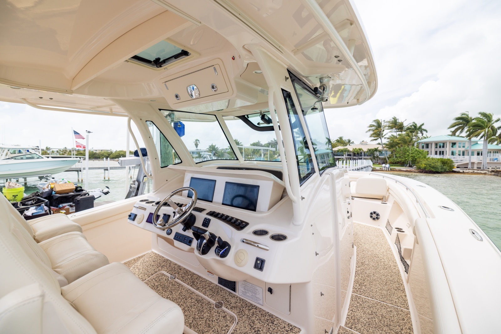 37ft Grady White Yacht For Sale