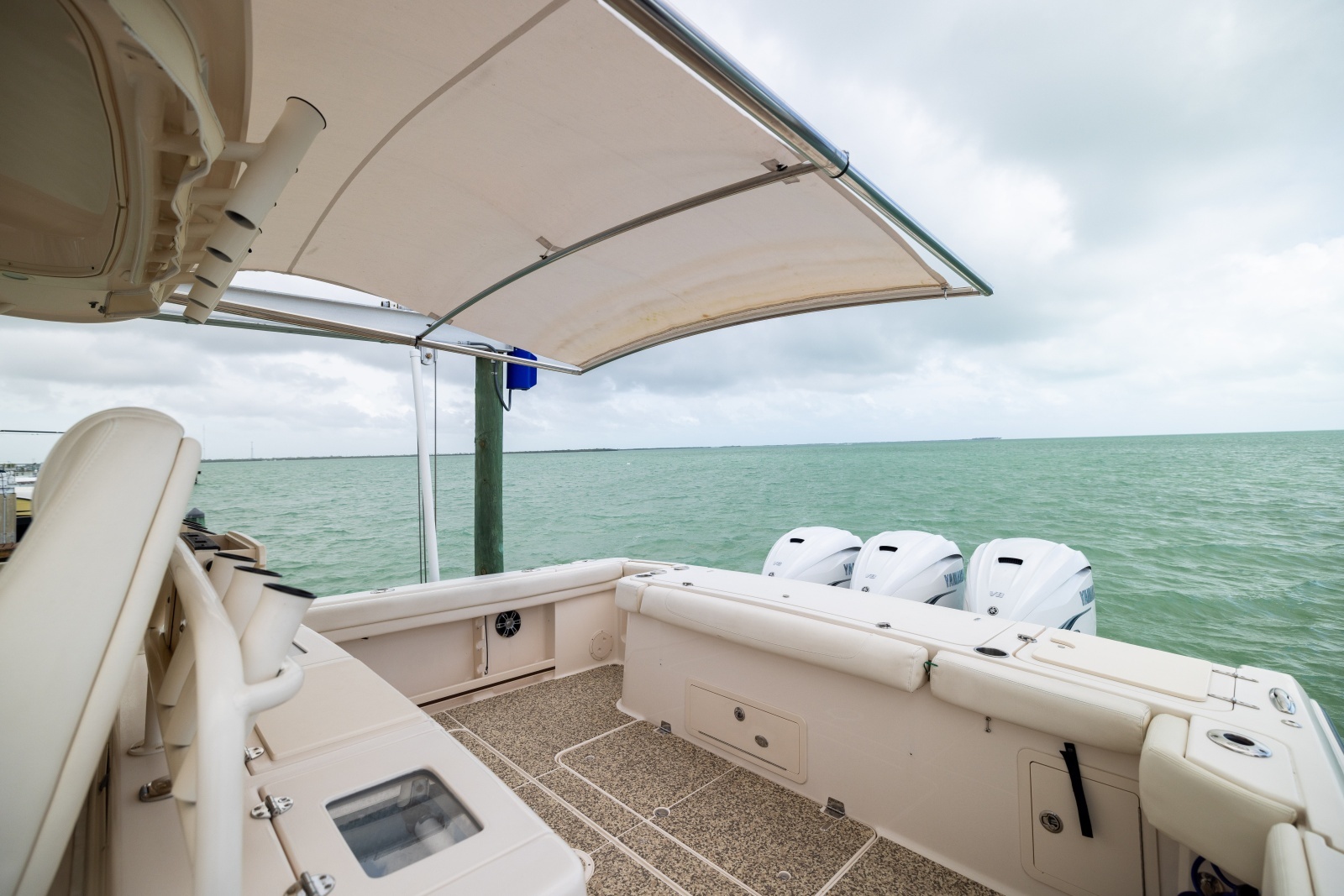 37ft Grady White Yacht For Sale