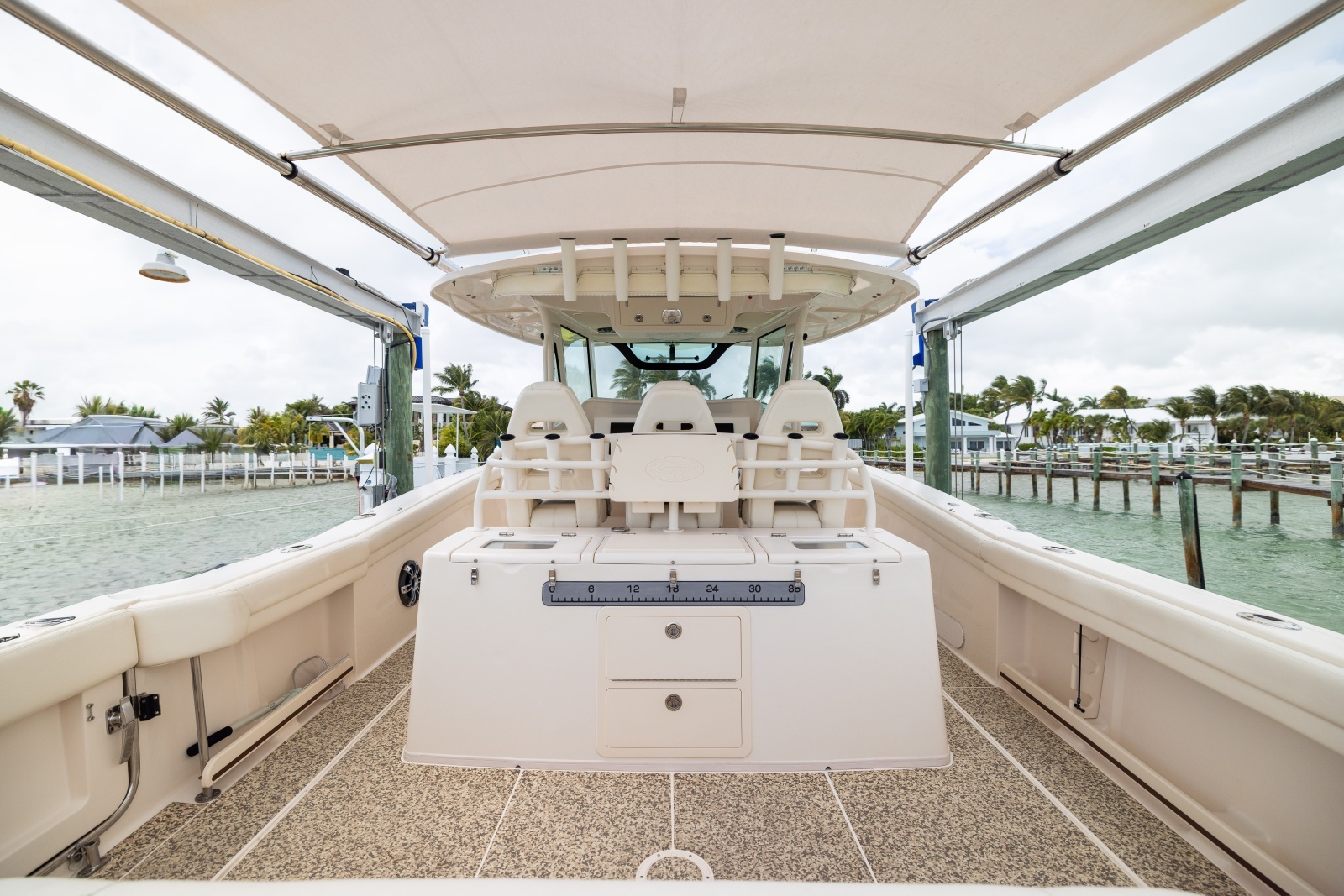 37ft Grady White Yacht For Sale