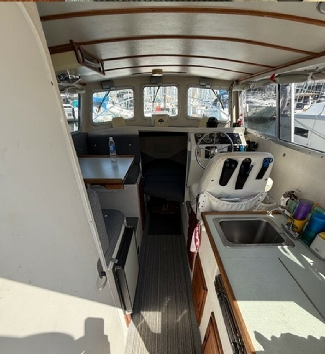 24' 2003 Sea Sport Explorer 2400