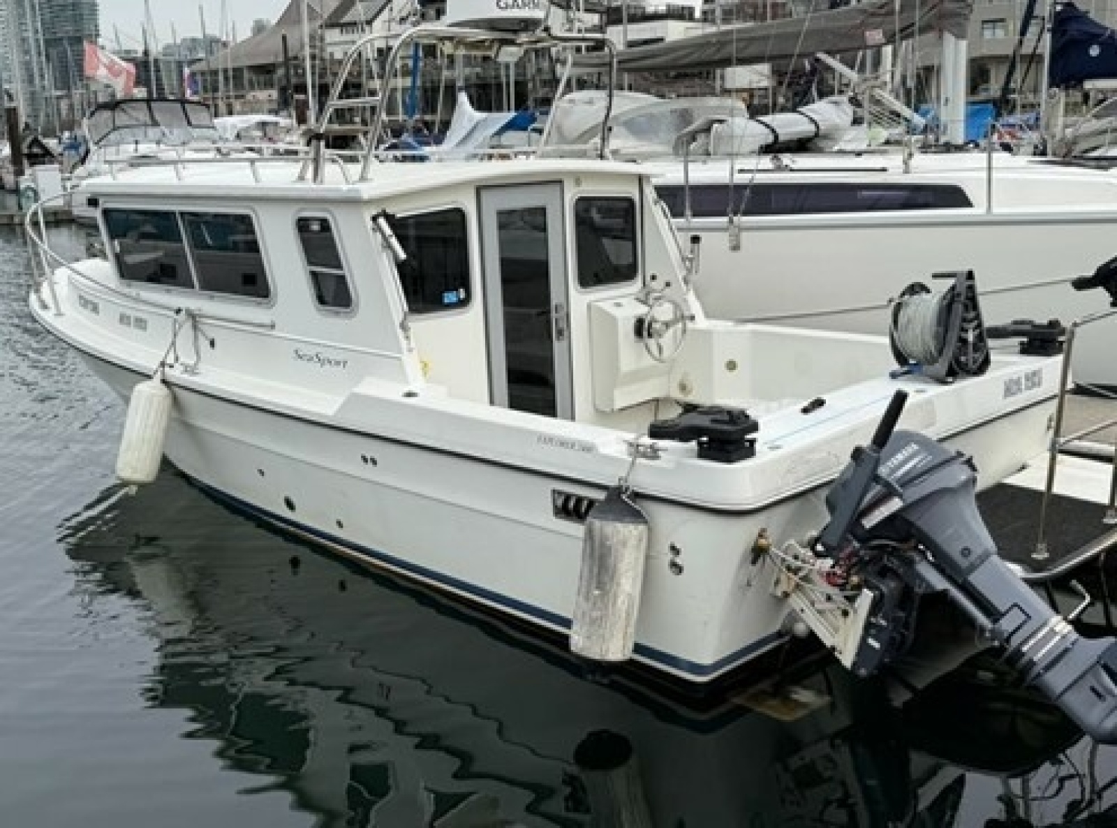 24' 2003 Sea Sport Explorer 2400