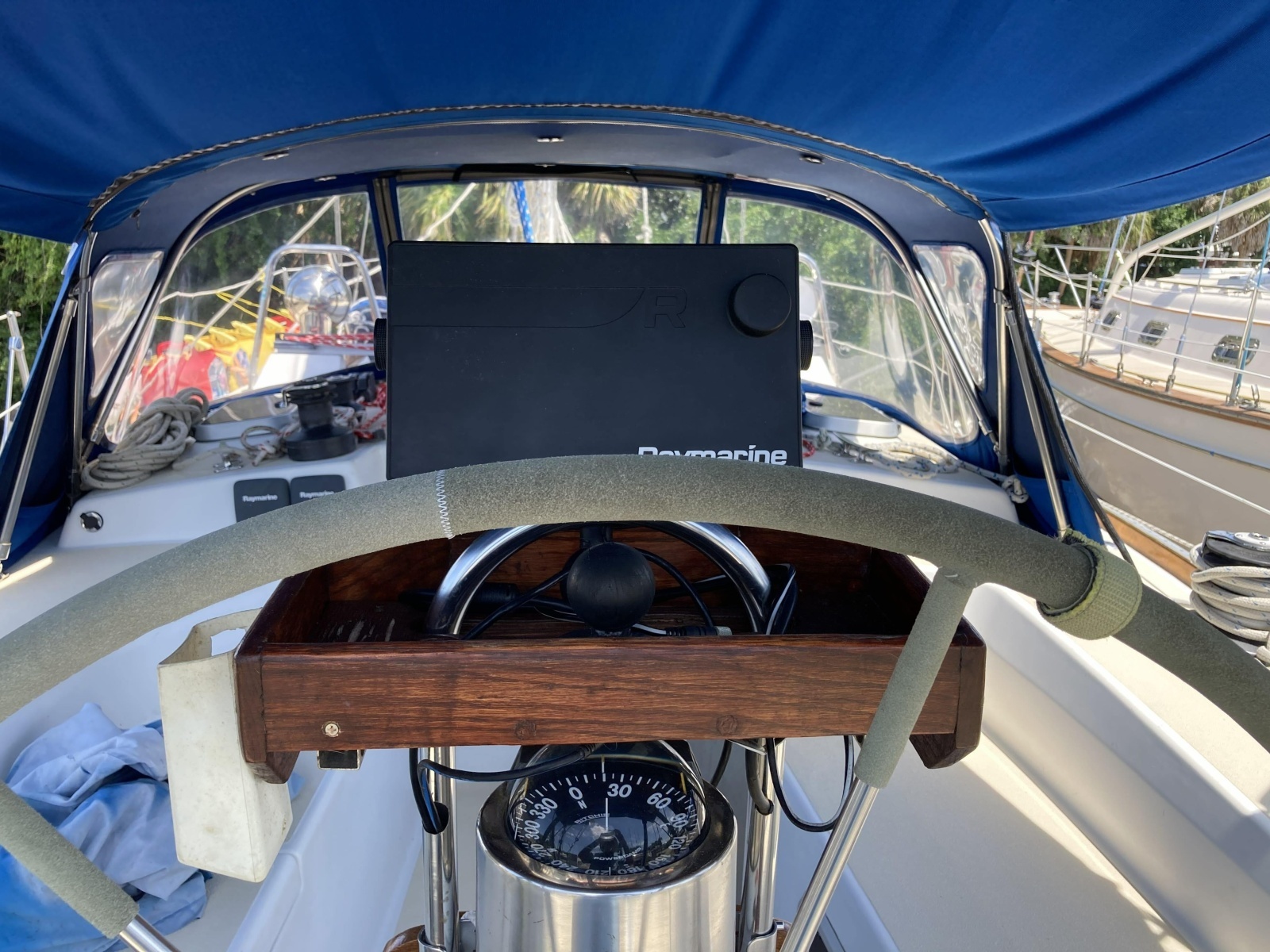 1990 Tartan 372