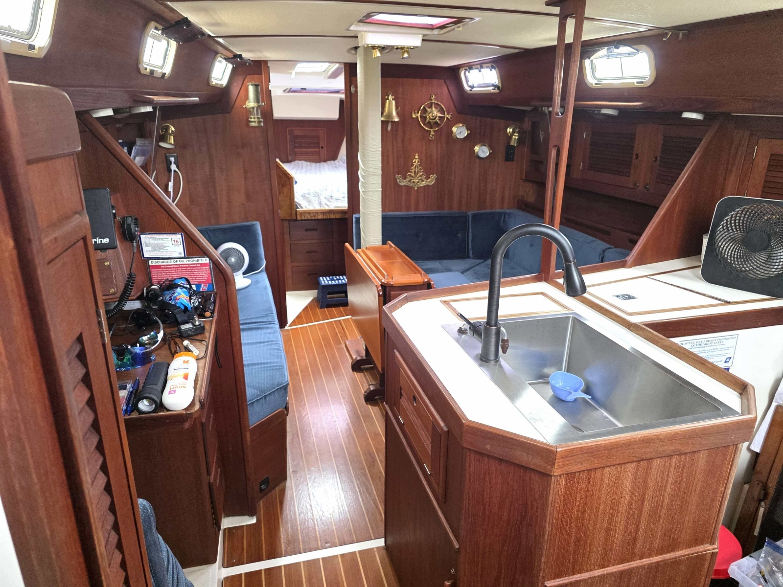 37' 1990 Tartan 372
