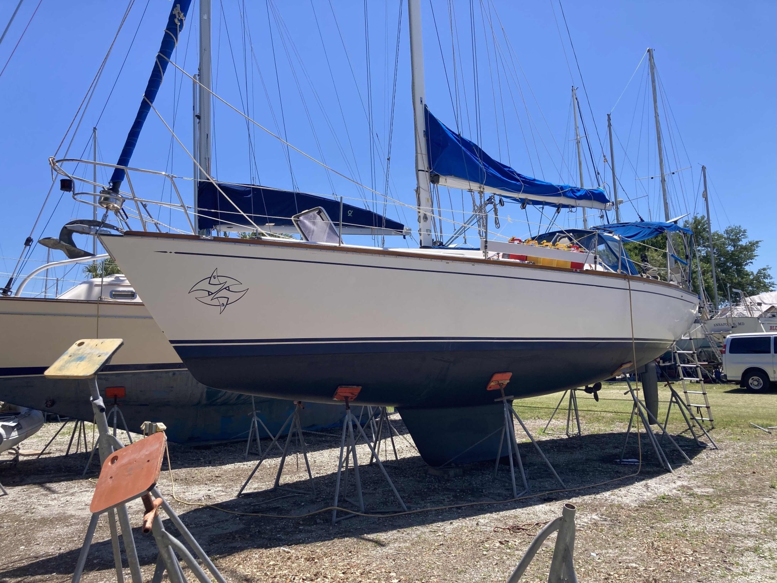 37' 1990 Tartan 372