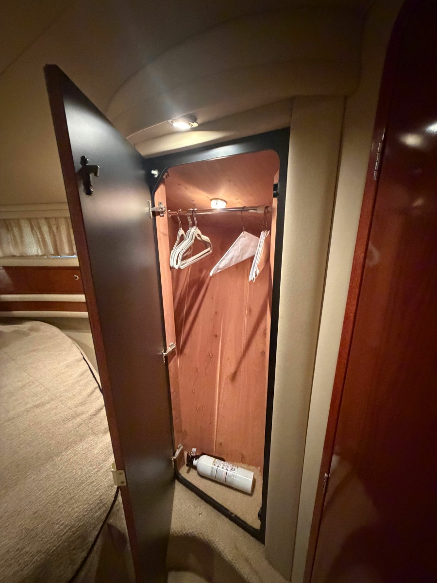 48' 2002 Sea Ray 480 Sedan Bridge