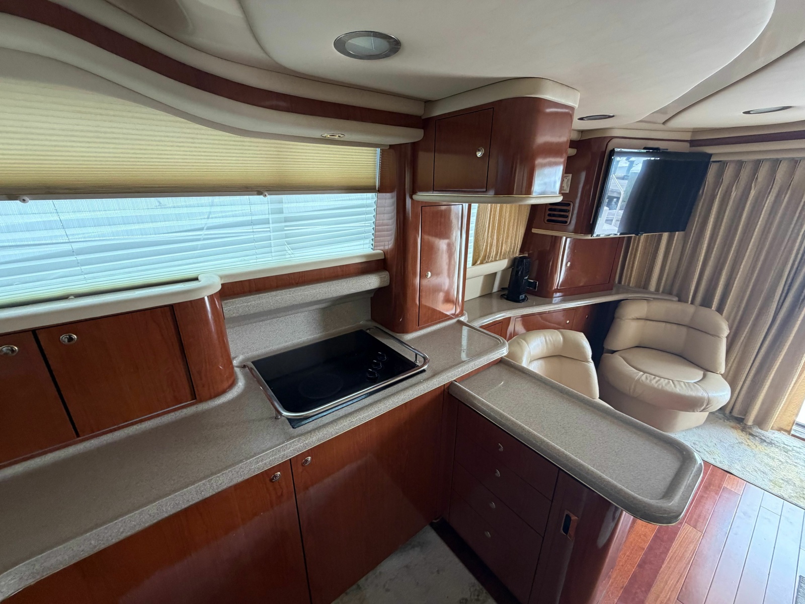 48' 2002 Sea Ray 480 Sedan Bridge