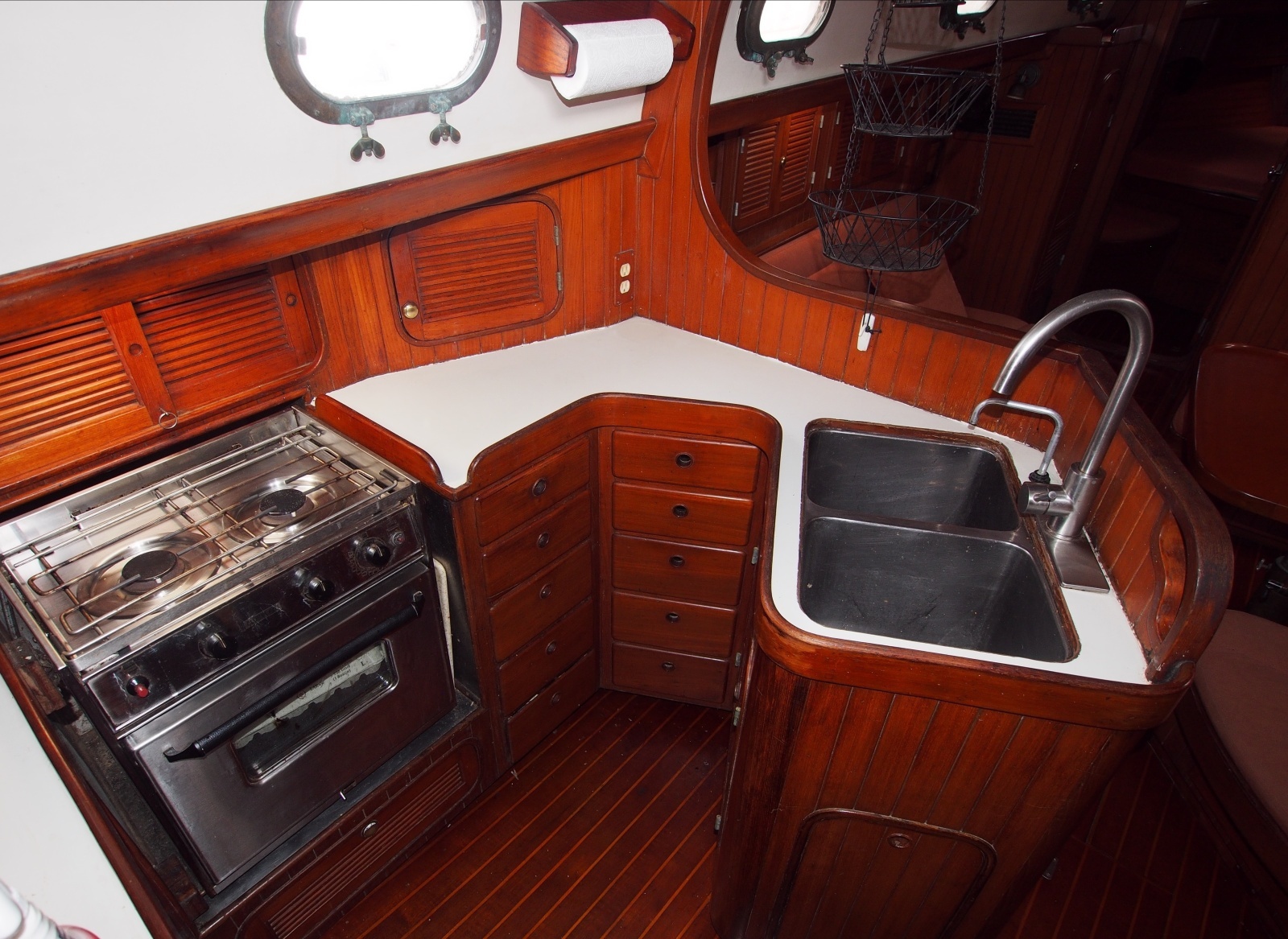 38ft Ta Shing Yacht For Sale