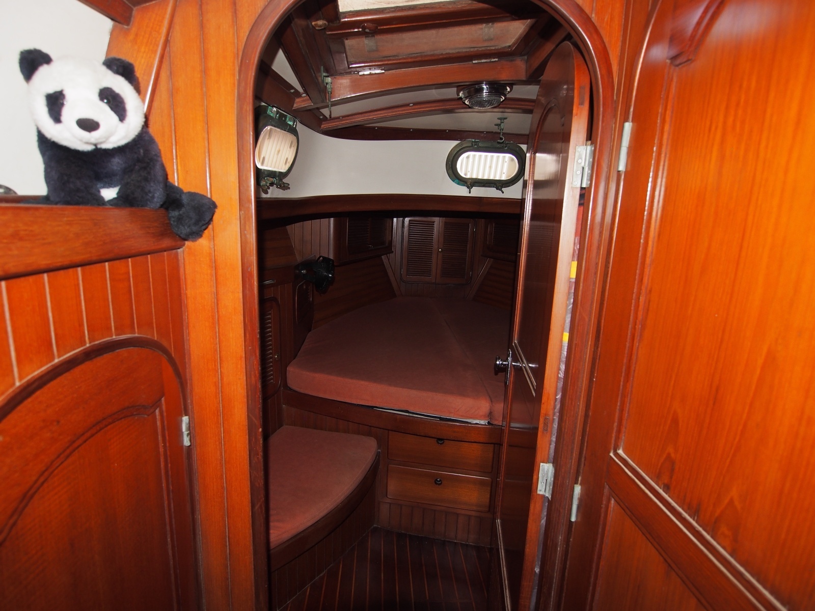 38ft Ta Shing Yacht For Sale