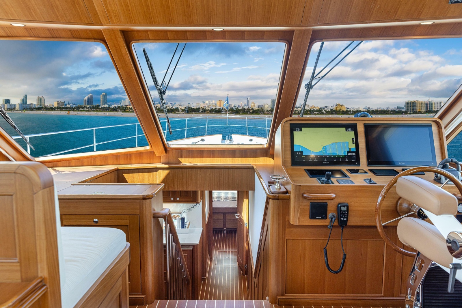 63ft Hunt Yachts Yacht For Sale