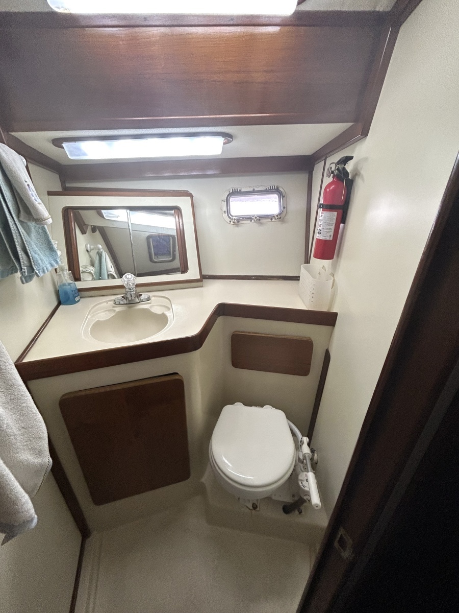 Dream 43ft Irwin Yacht For Sale