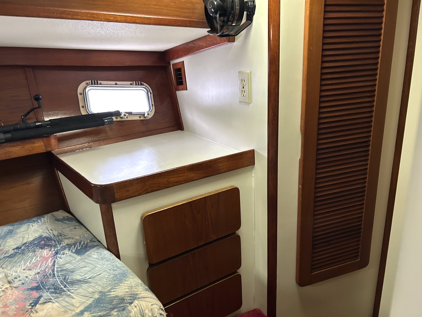 43' 1985 Irwin Mk III