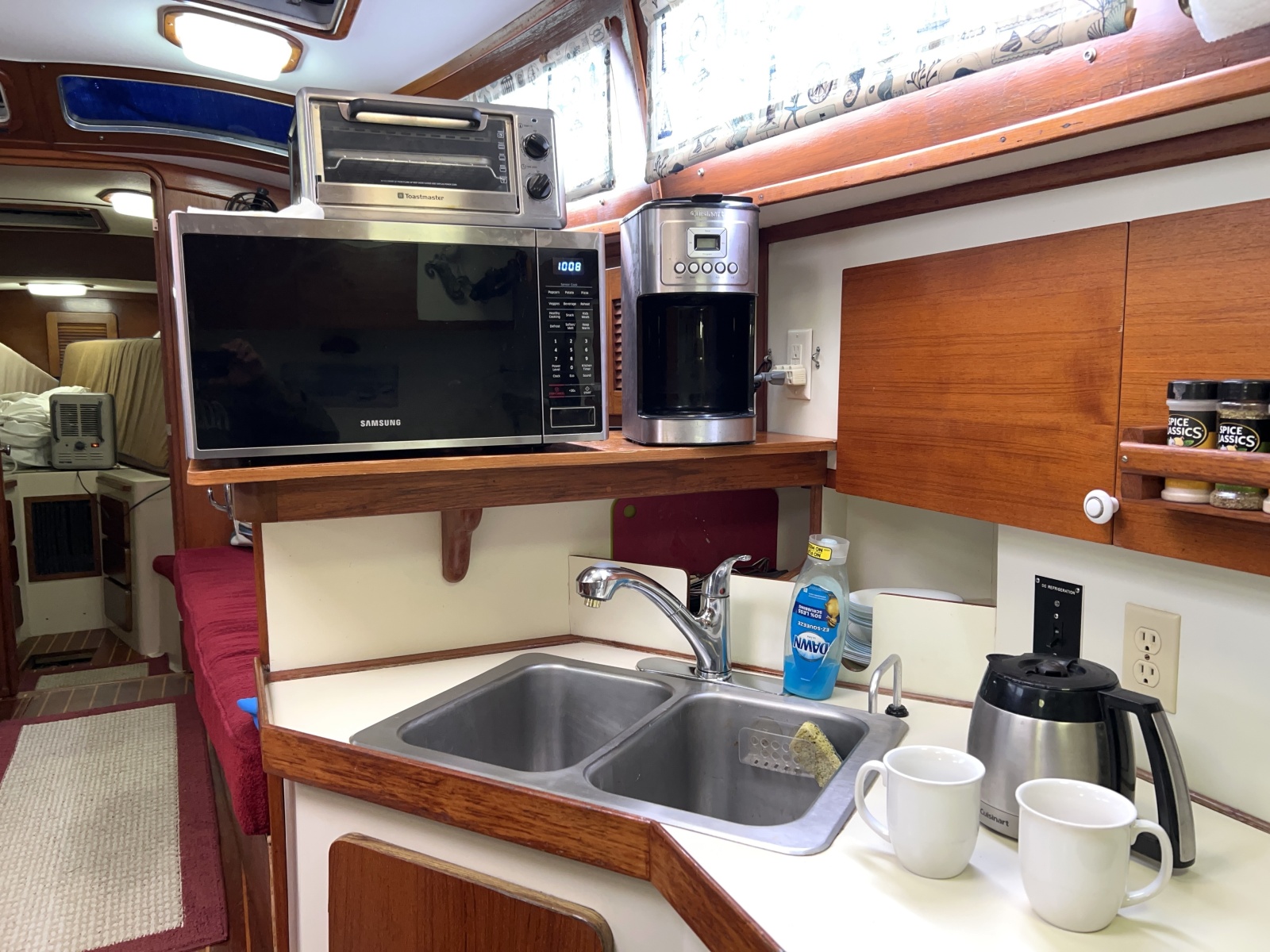 43' 1985 Irwin Mk III