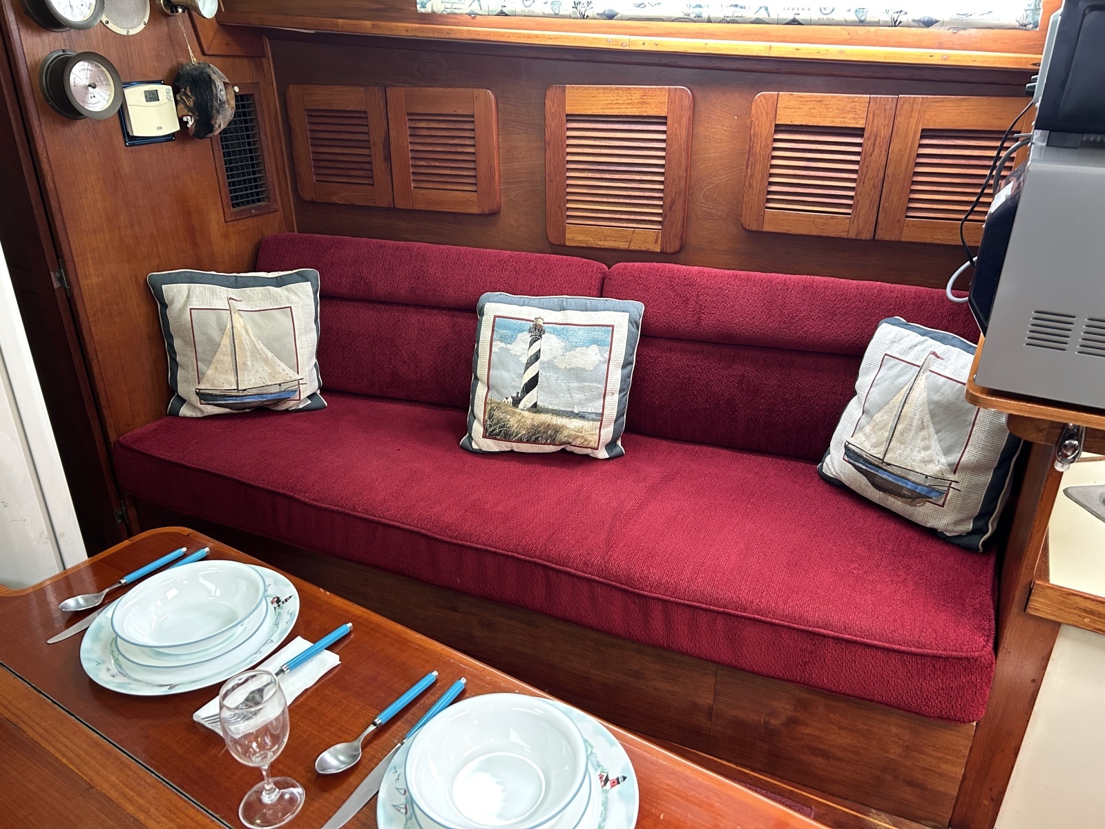 Dream 43ft Irwin Yacht For Sale