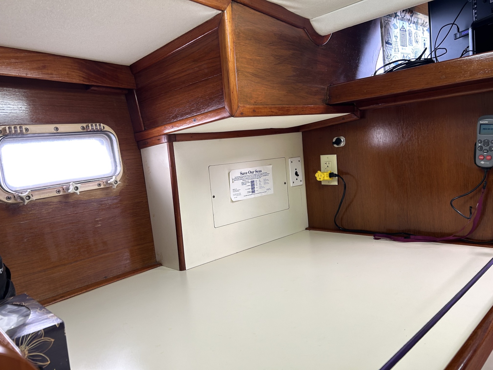 43' 1985 Irwin Mk III