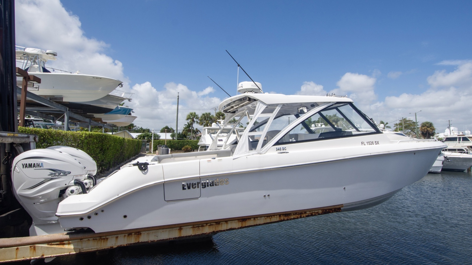 34ft Everglades Yacht For Sale