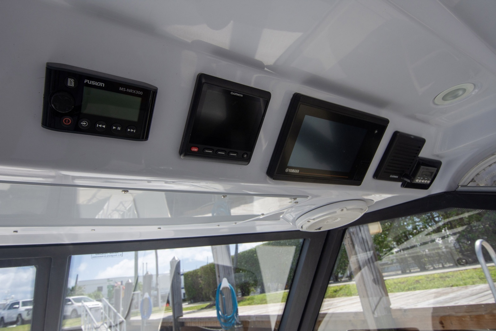 34ft Everglades Yacht For Sale