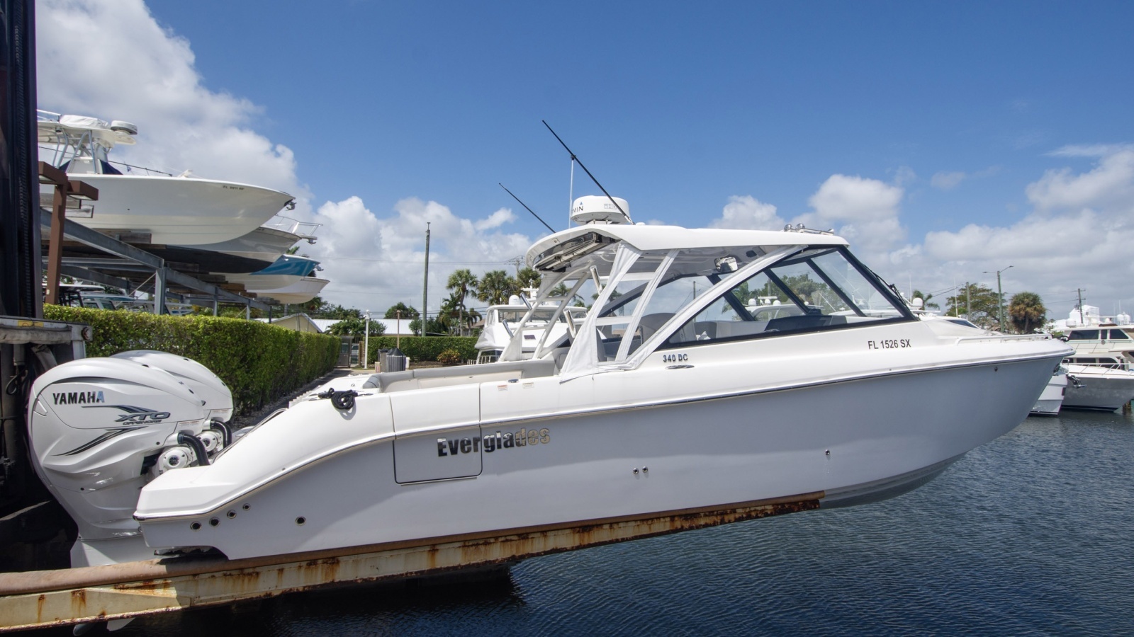 34ft Everglades Yacht For Sale