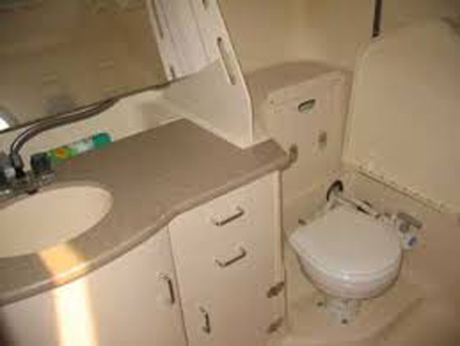 Chaos 34ft Hunter Yacht For Sale