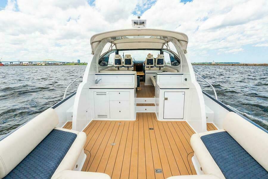 50' 2019 Palm Beach Motor Yachts GT50
