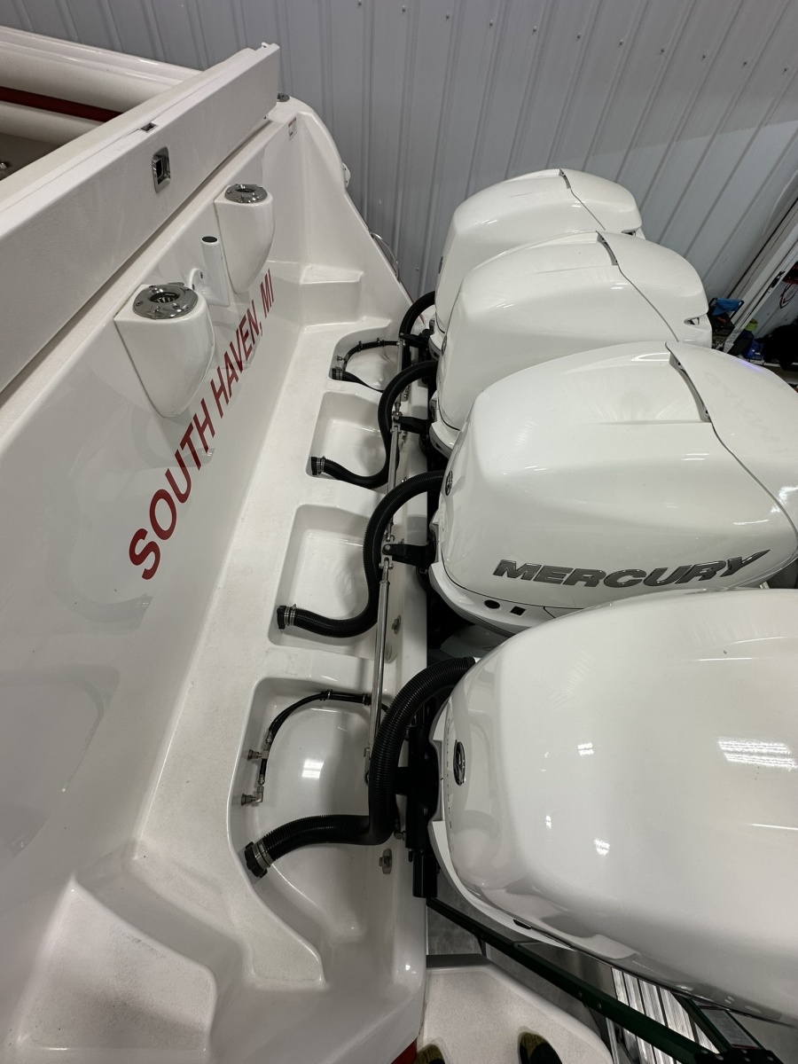 47' 2020 Intrepid 475 Sport Yacht