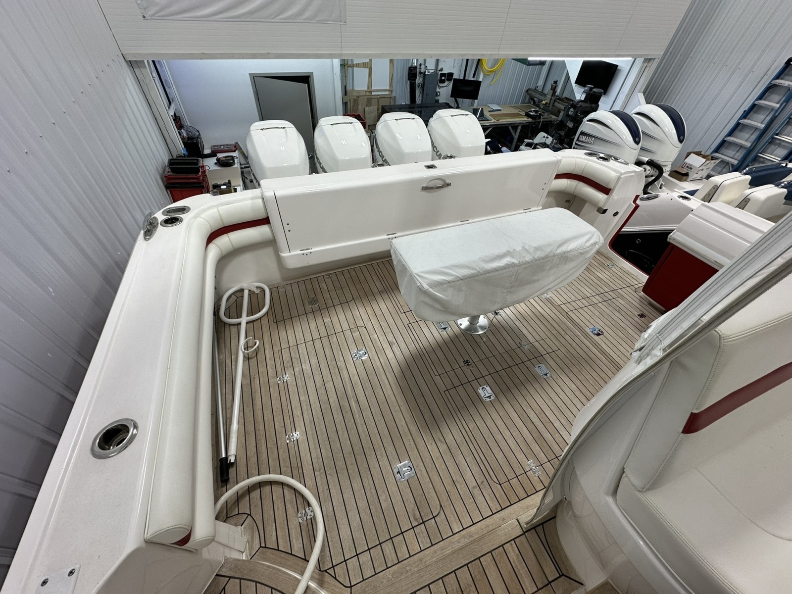 47' 2020 Intrepid 475 Sport Yacht
