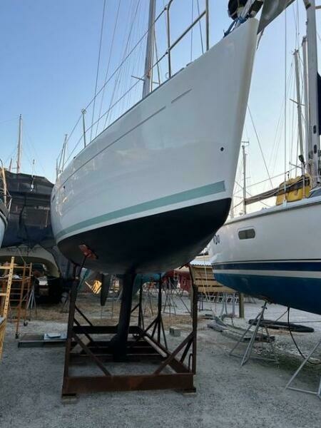 MARIANDL 33ft Beneteau Yacht For Sale