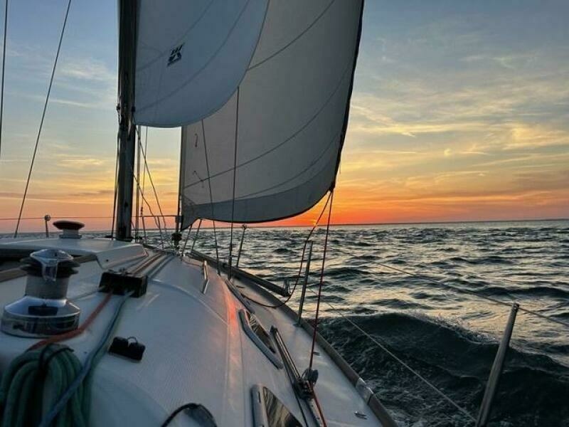 MARIANDL 33ft Beneteau Yacht For Sale