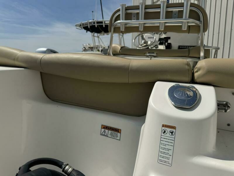 21ft NauticStar Yacht For Sale